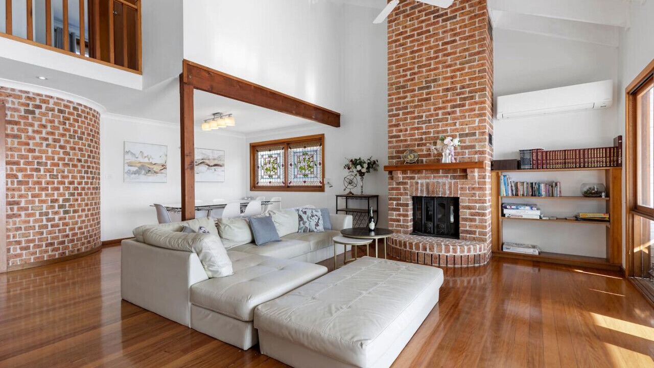 Photo of Livingroom in Toukley