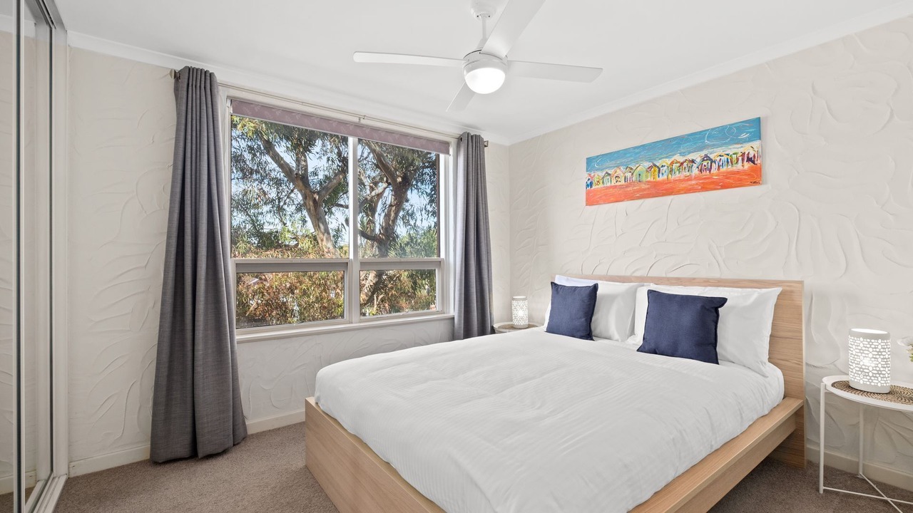 Photo of Bedroom in Glenelg