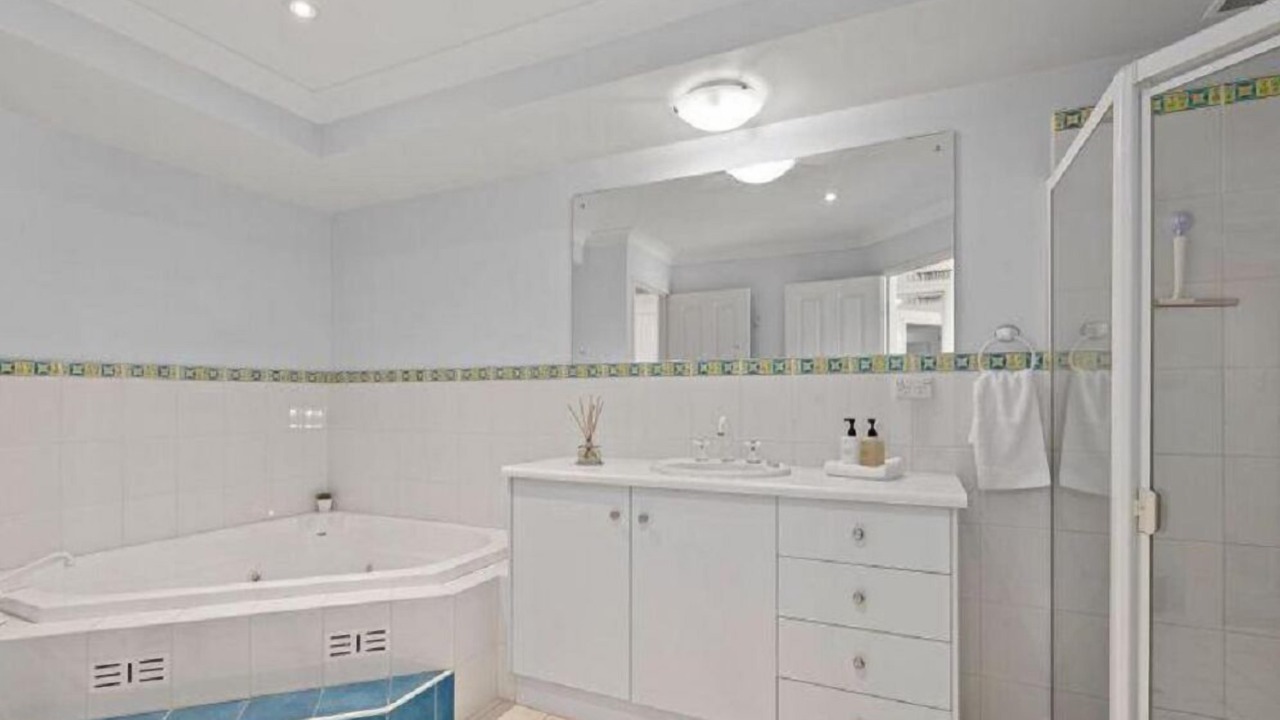 Photo of Bathroom in Moana