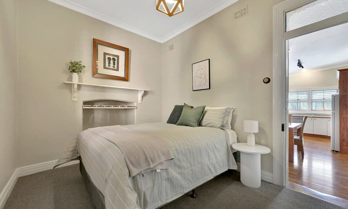 Photo of Bedroom in Orange