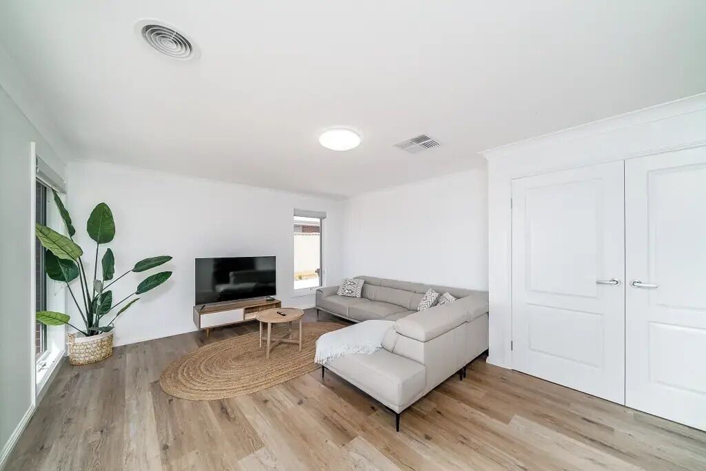 Photo of Livingroom in Gobbagombalin