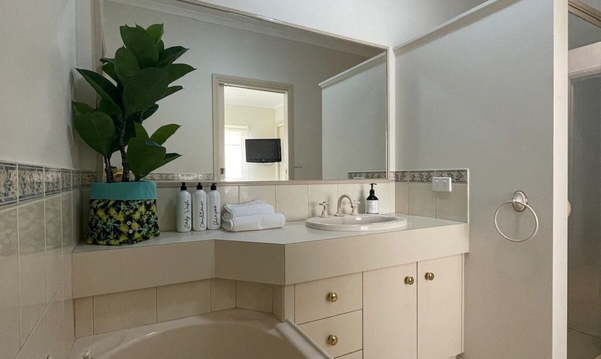 Photo of Bathroom in Swan Hill