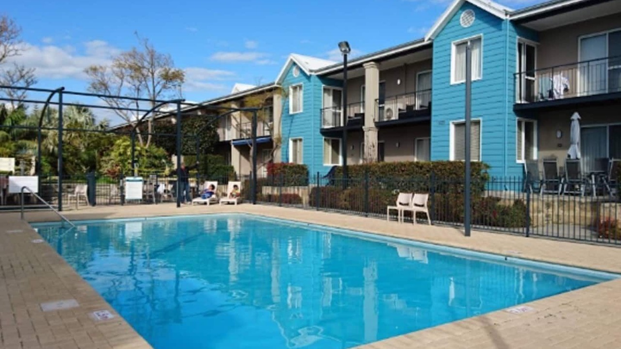 Photo of Outdoor in Halls Head