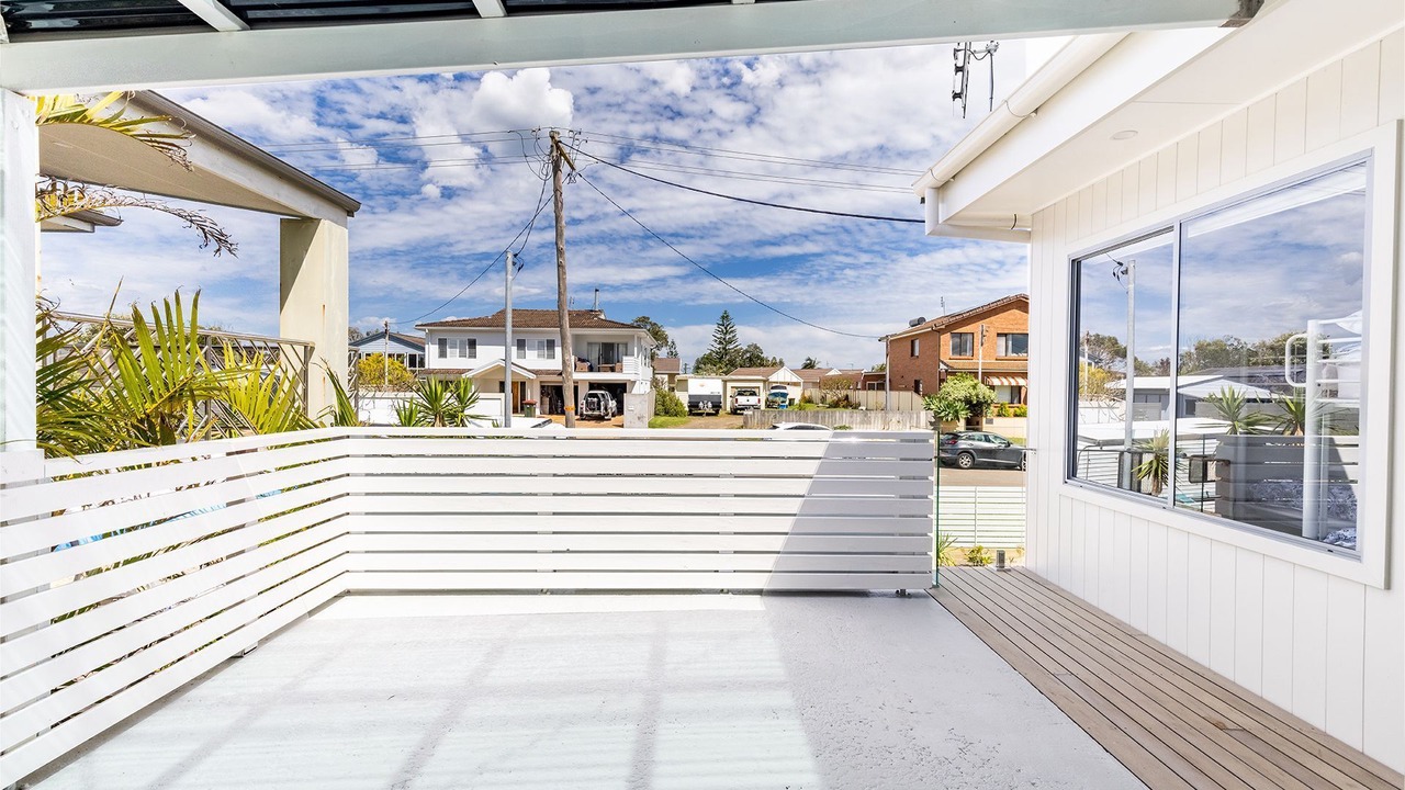 Photo of Patio Balcony in Anna Bay