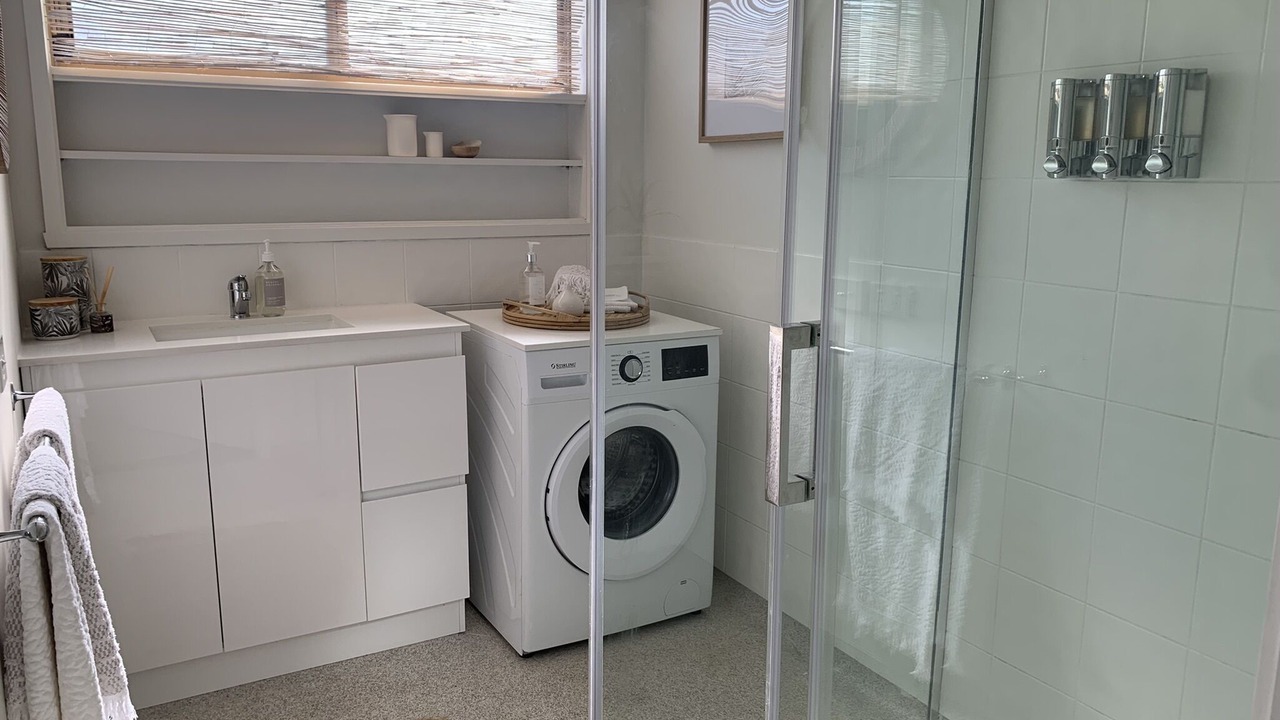 Photo of Bathroom in Capel Sound