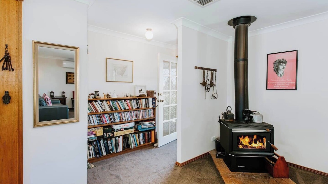 Photo of Livingroom in Frog Rock