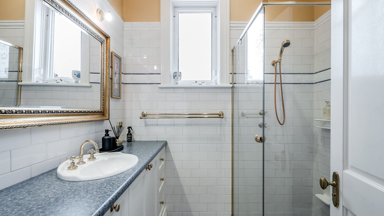 Photo of Bathroom in Glenelg South