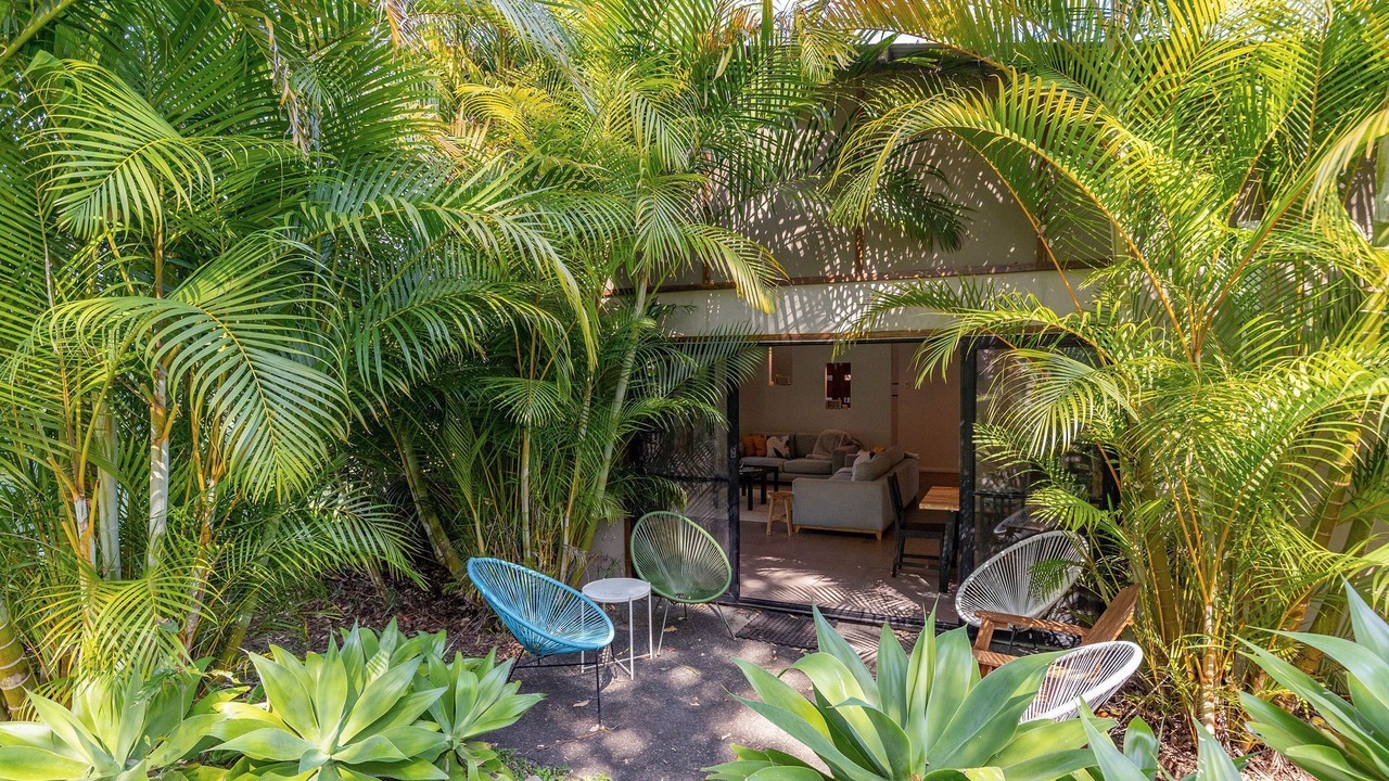 Photo of Patio Balcony in Tarbuck Bay