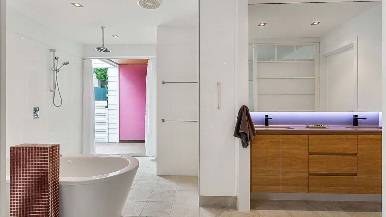 Photo of Bathroom in Casuarina