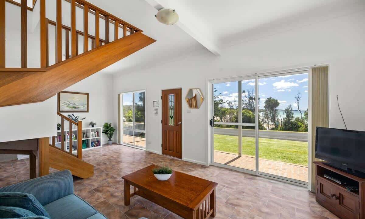 Photo of Livingroom in Dolphin Point
