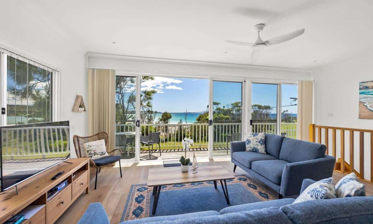 Photo of Livingroom in Dolphin Point