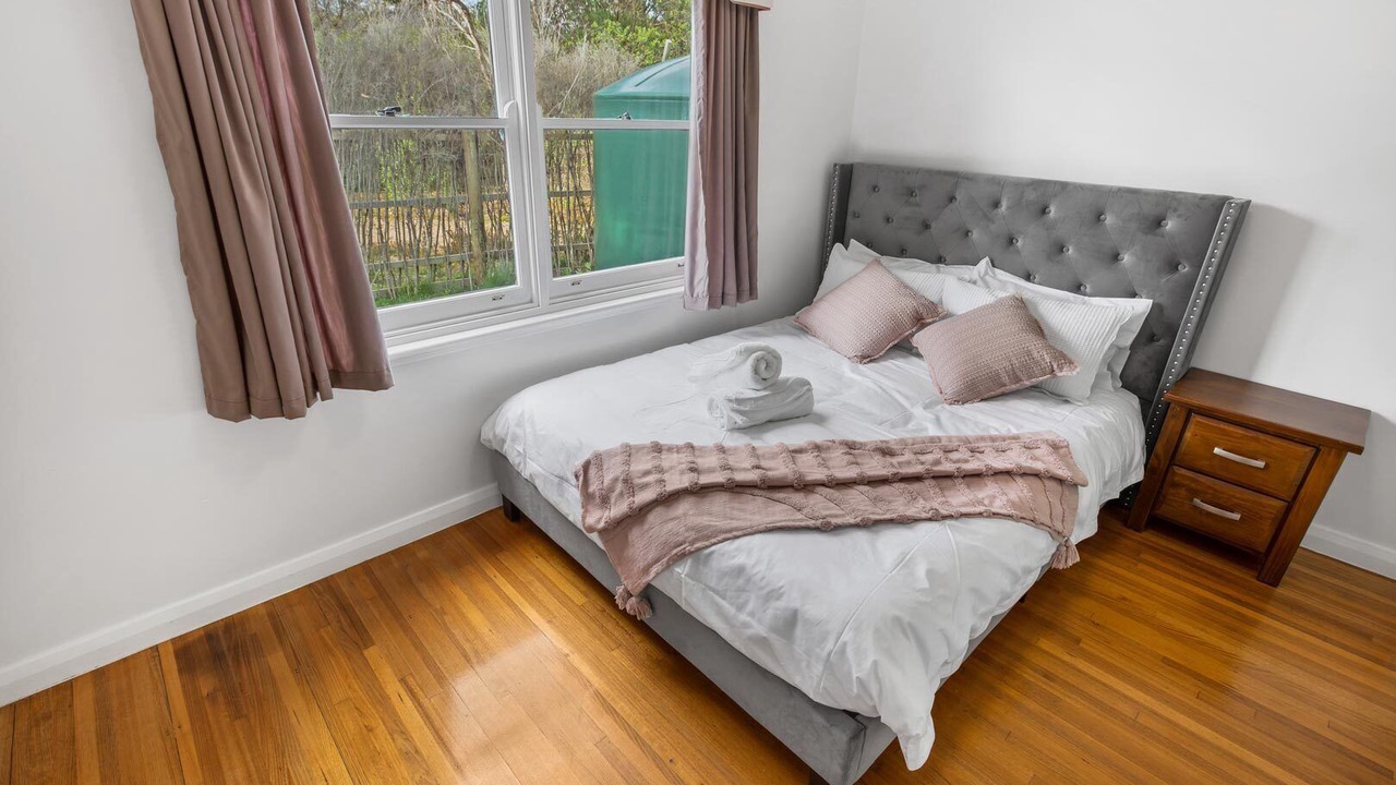 Photo of Bedroom in Raymond Island