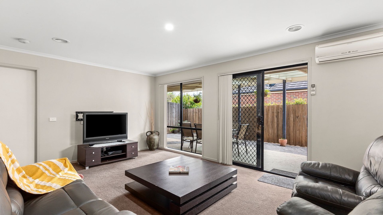 Photo of Livingroom in Clifton Springs