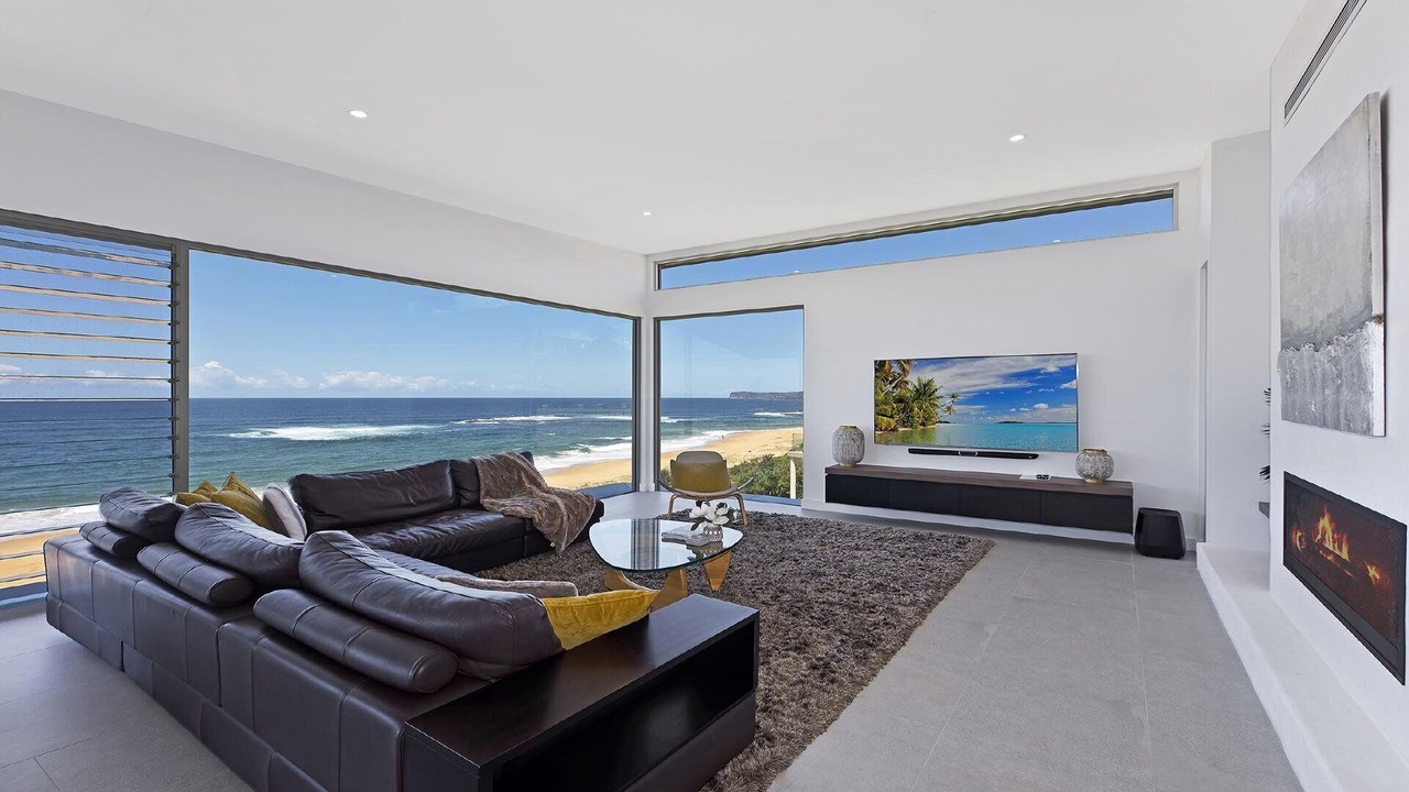 Photo of Livingroom in Forresters Beach