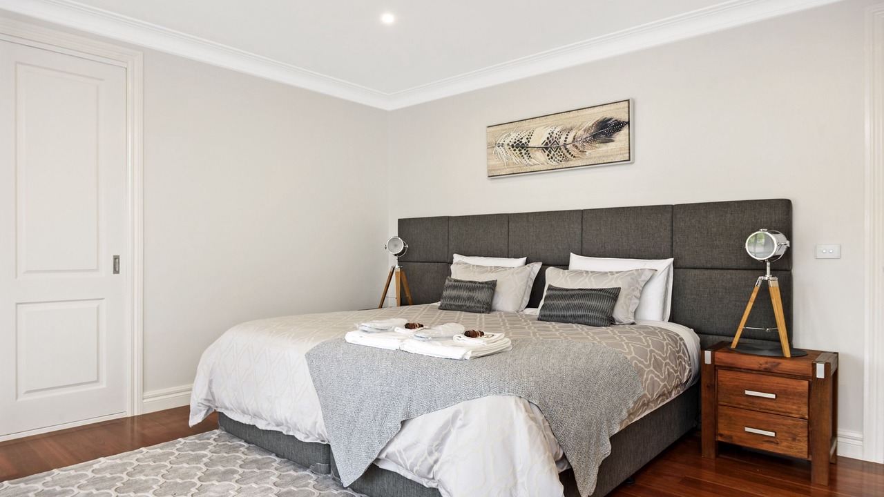 Photo of Bedroom in Lyonville