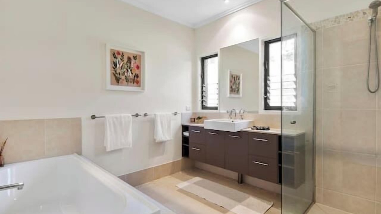 Photo of Bathroom in Kulangoor