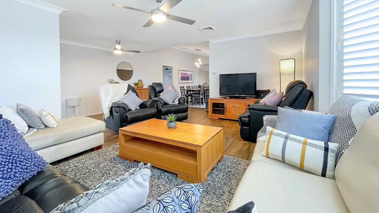 Photo of Livingroom in Branxton