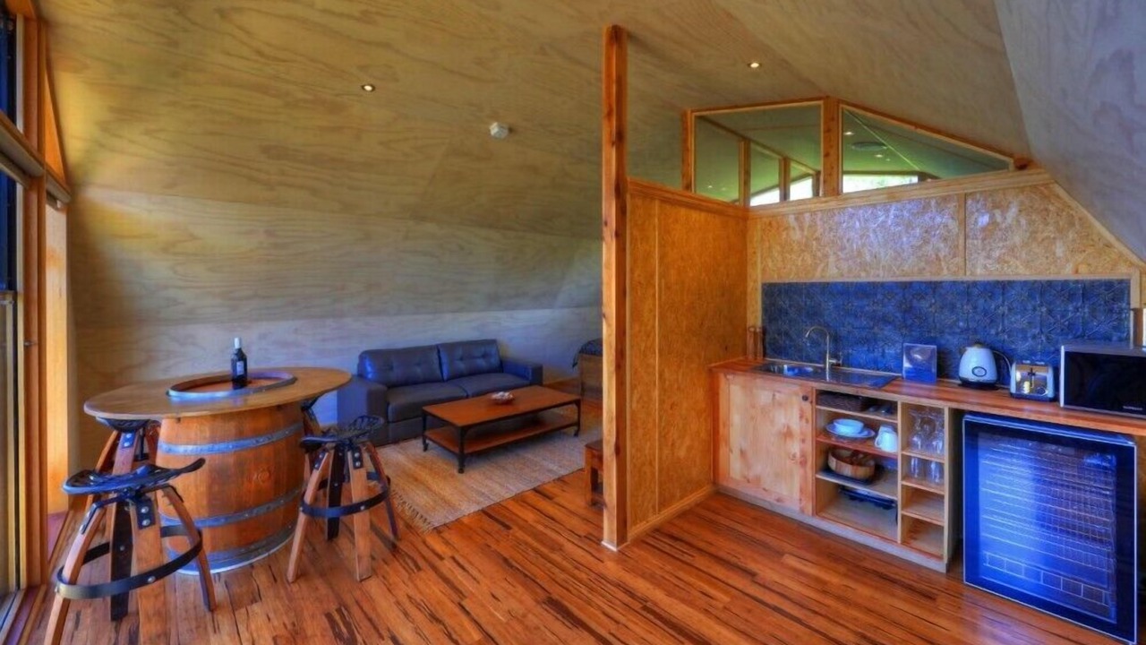 Photo of Livingroom in Adventure Bay