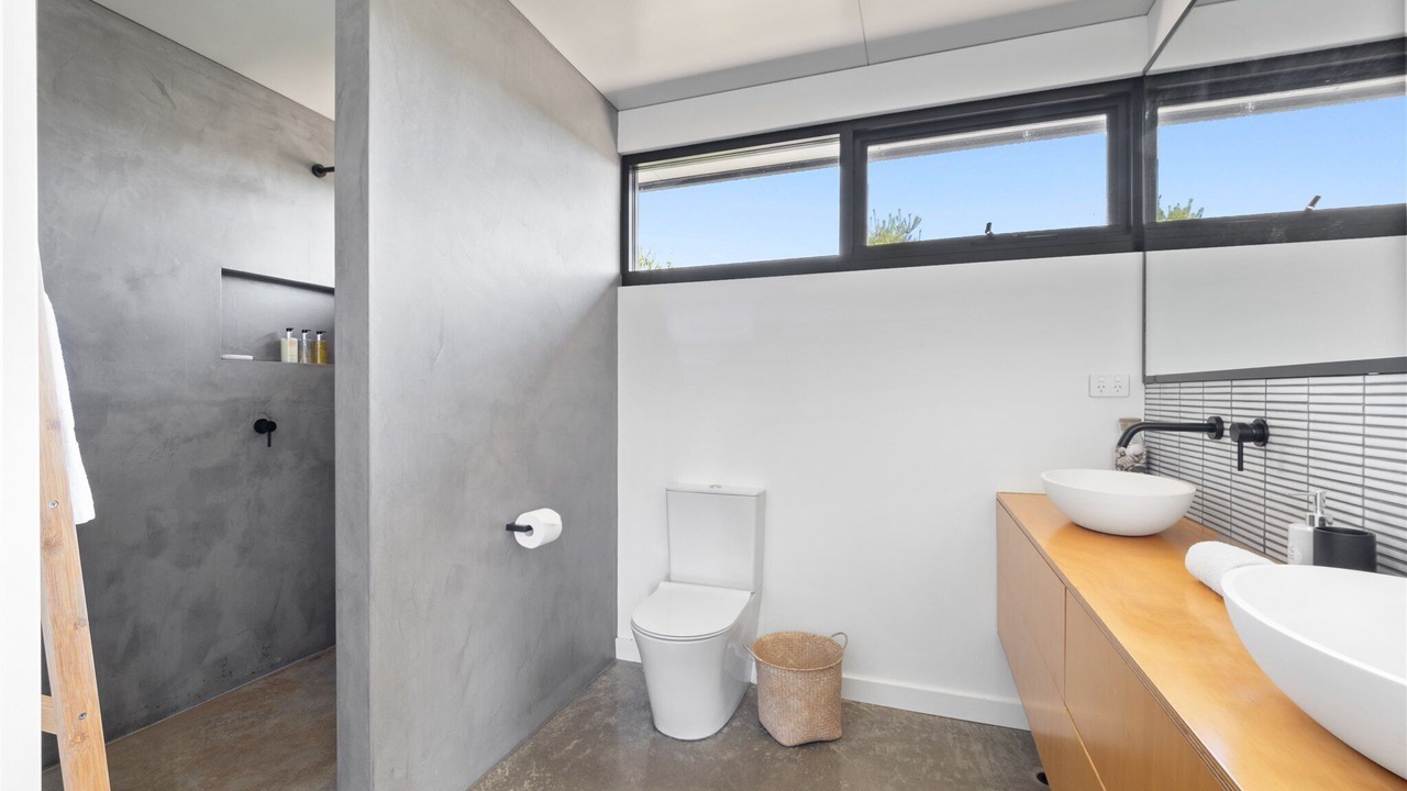 Photo of Bathroom in Burnside