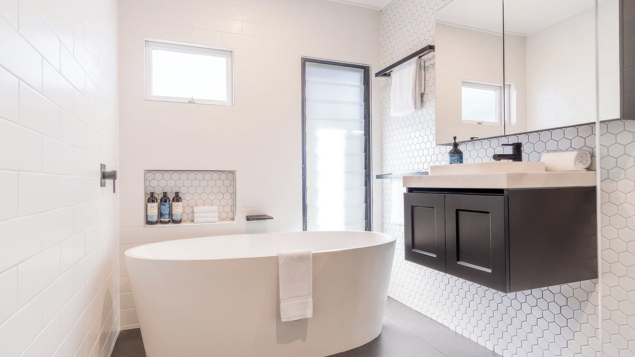 Photo of Bathroom in Moffat Beach