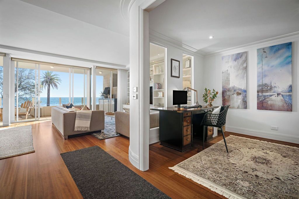 Photo of Livingroom in Albert Park