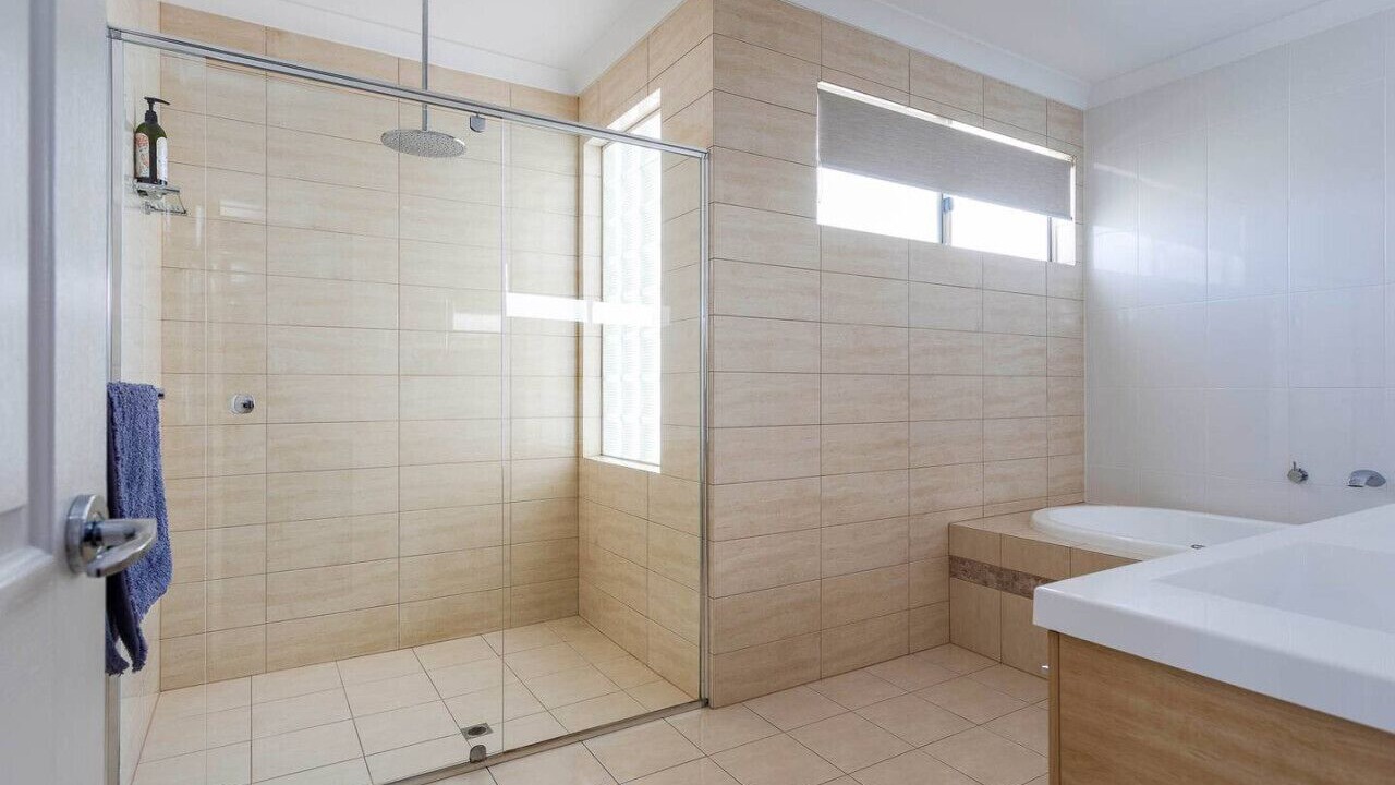 Photo of Bathroom in Port Noarlunga South