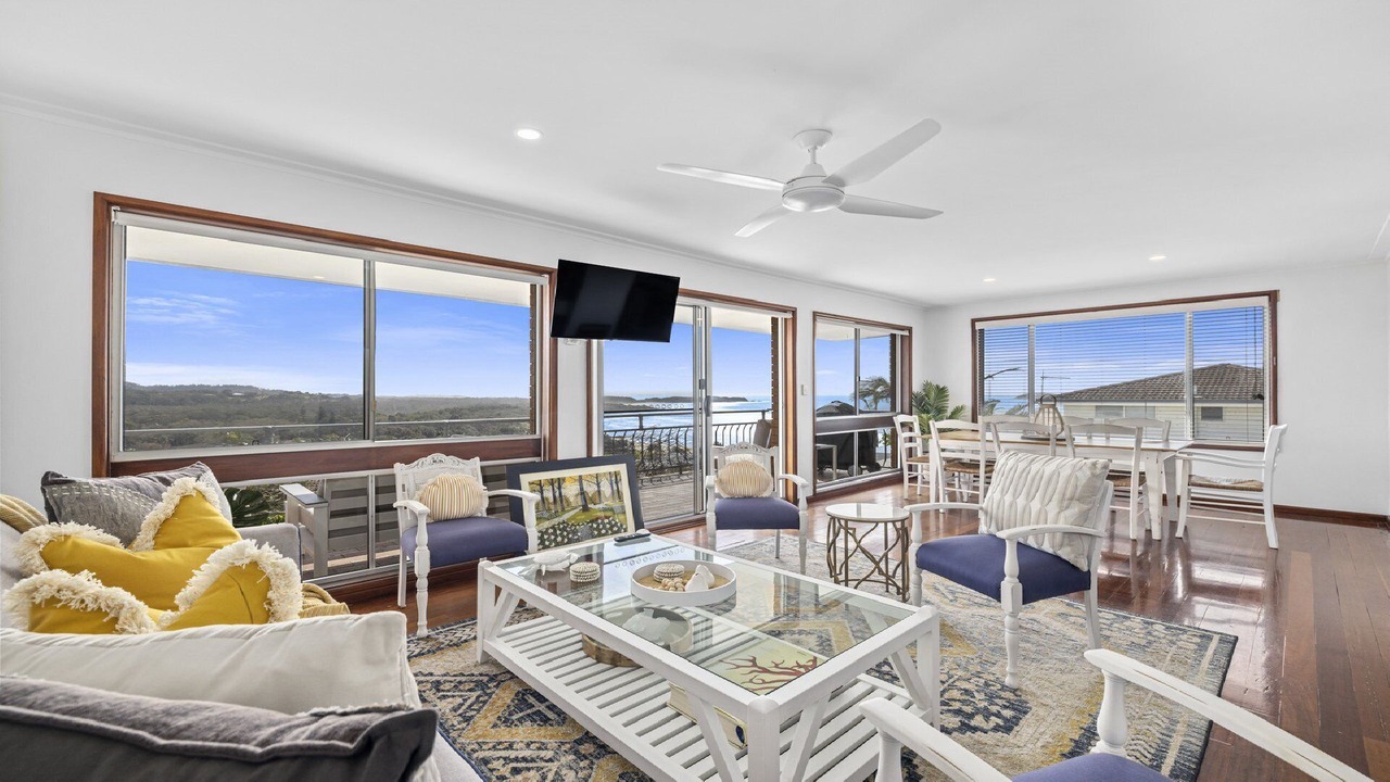 Photo of Livingroom in Emerald Beach