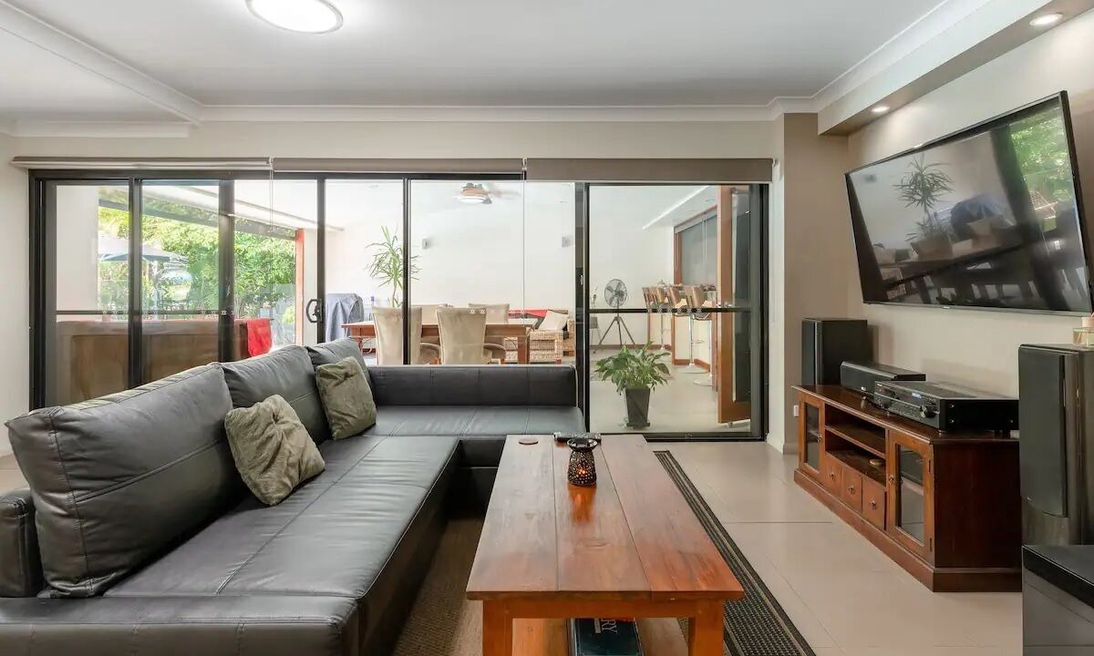 Photo of Livingroom in Shailer Park