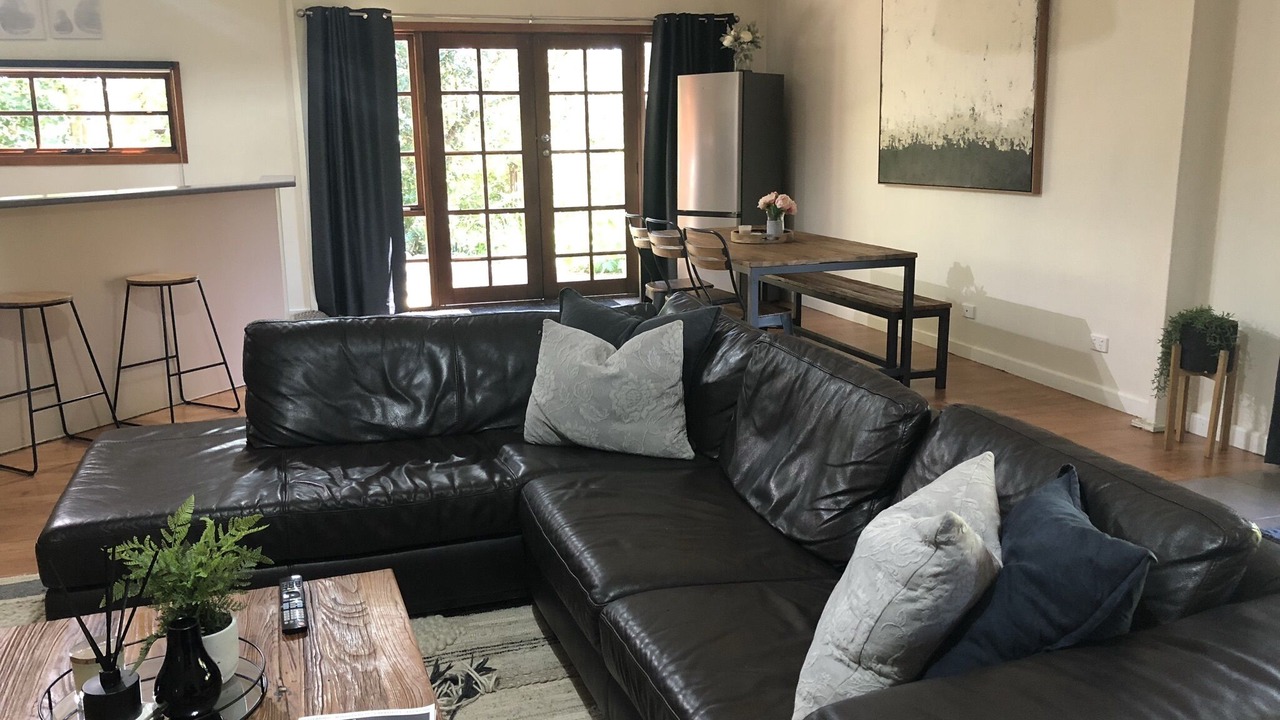 Photo of Livingroom in Cheshunt