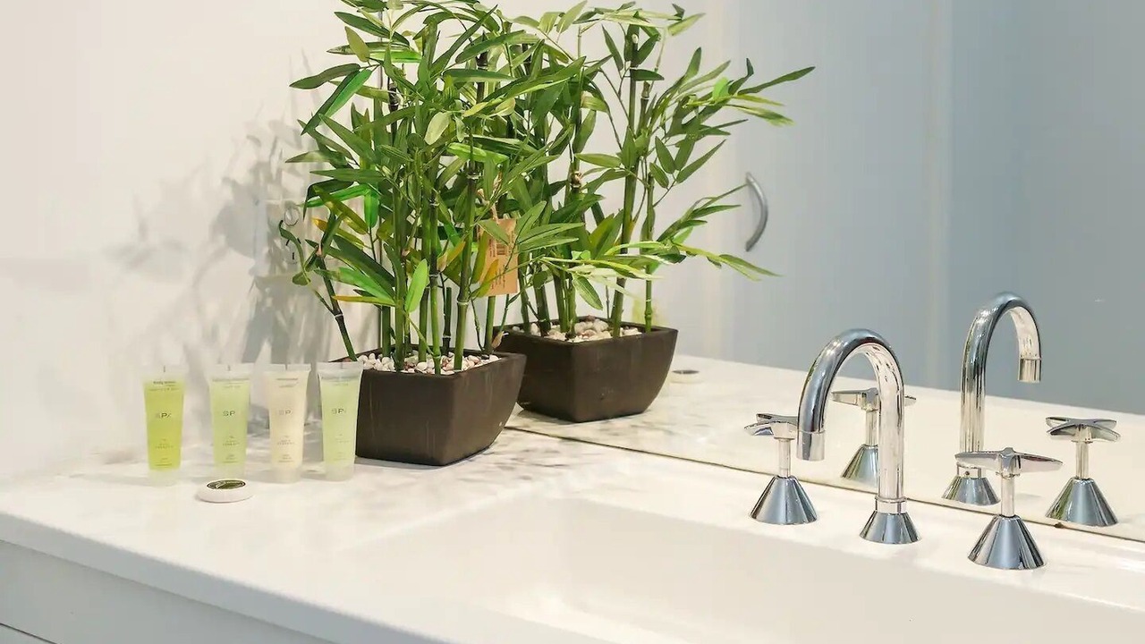 Photo of Bathroom in Cockatoo