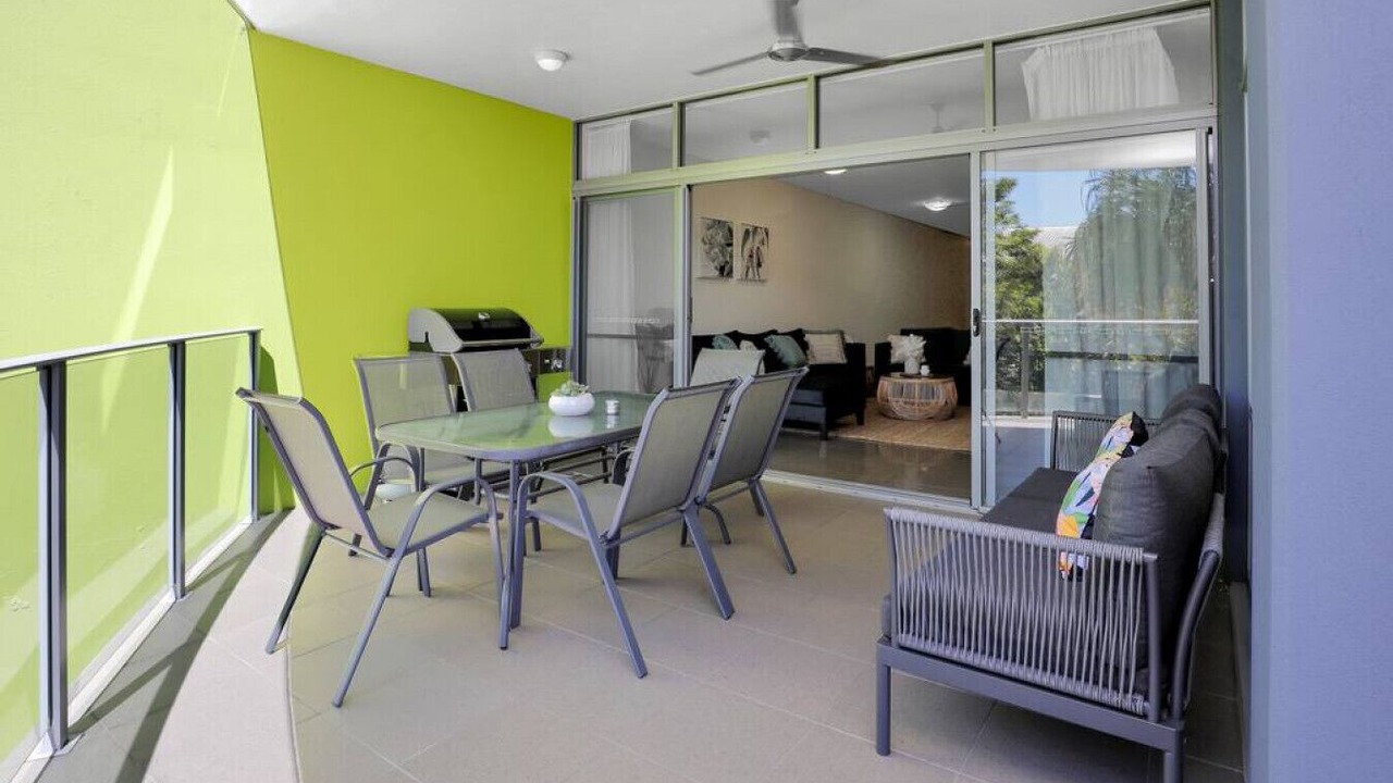 Photo of Patio Balcony in Cairns Central Business District