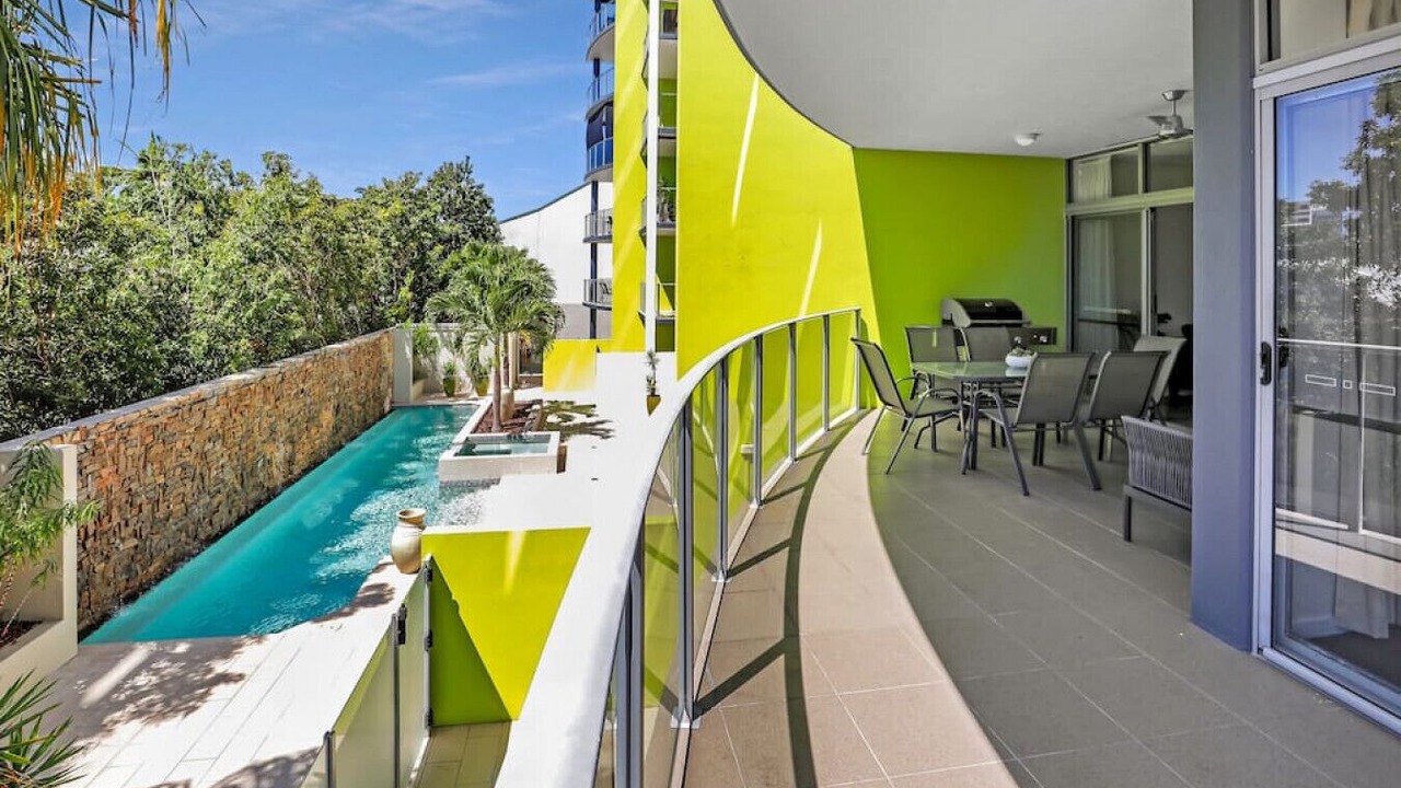Photo of Patio Balcony in Cairns Central Business District