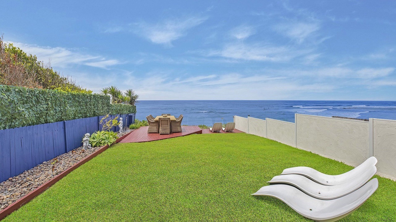 Photo of Patio Balcony in Blue Bay