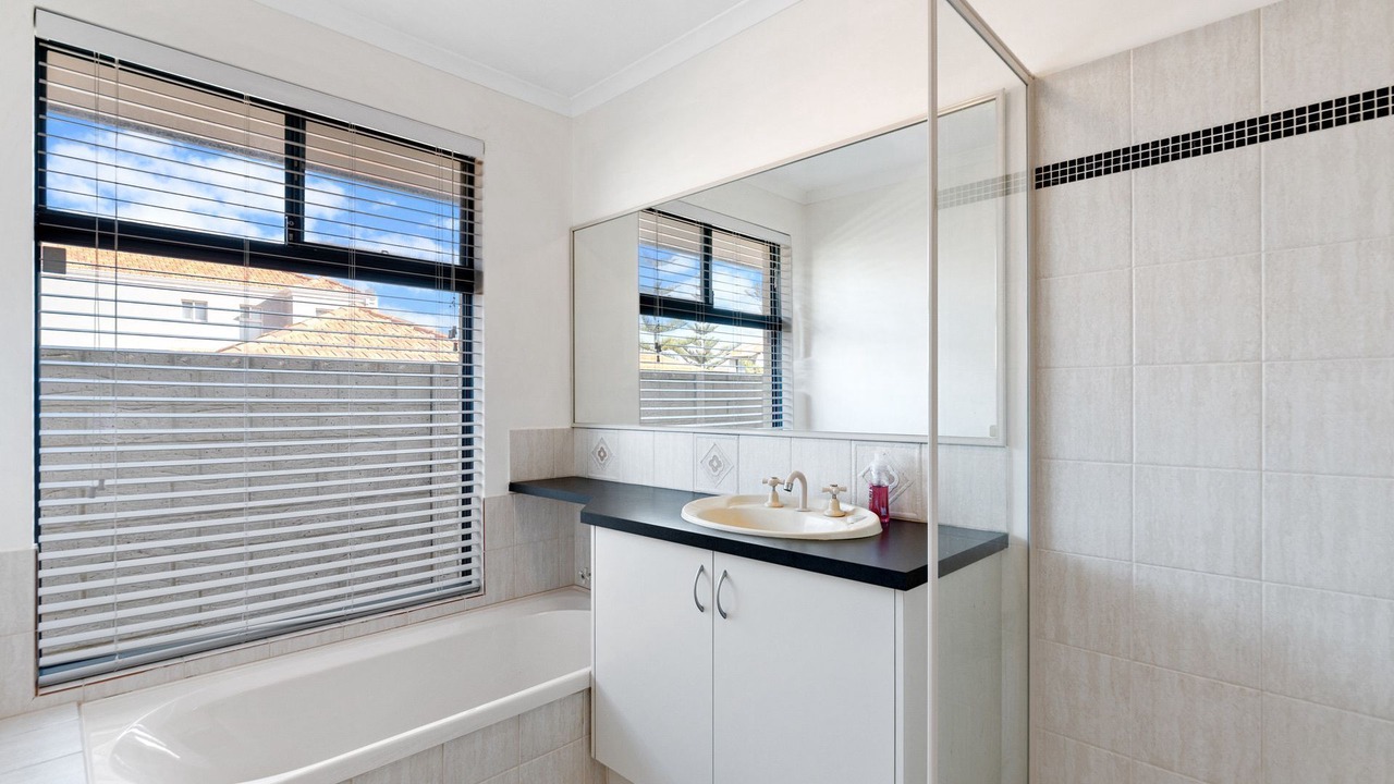 Photo of Bathroom in Wannanup