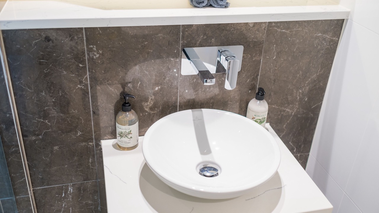Photo of Bathroom in Wentworth Point