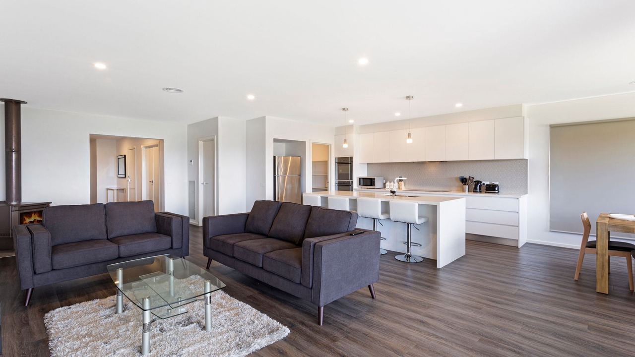 Photo of Livingroom in Rhyll