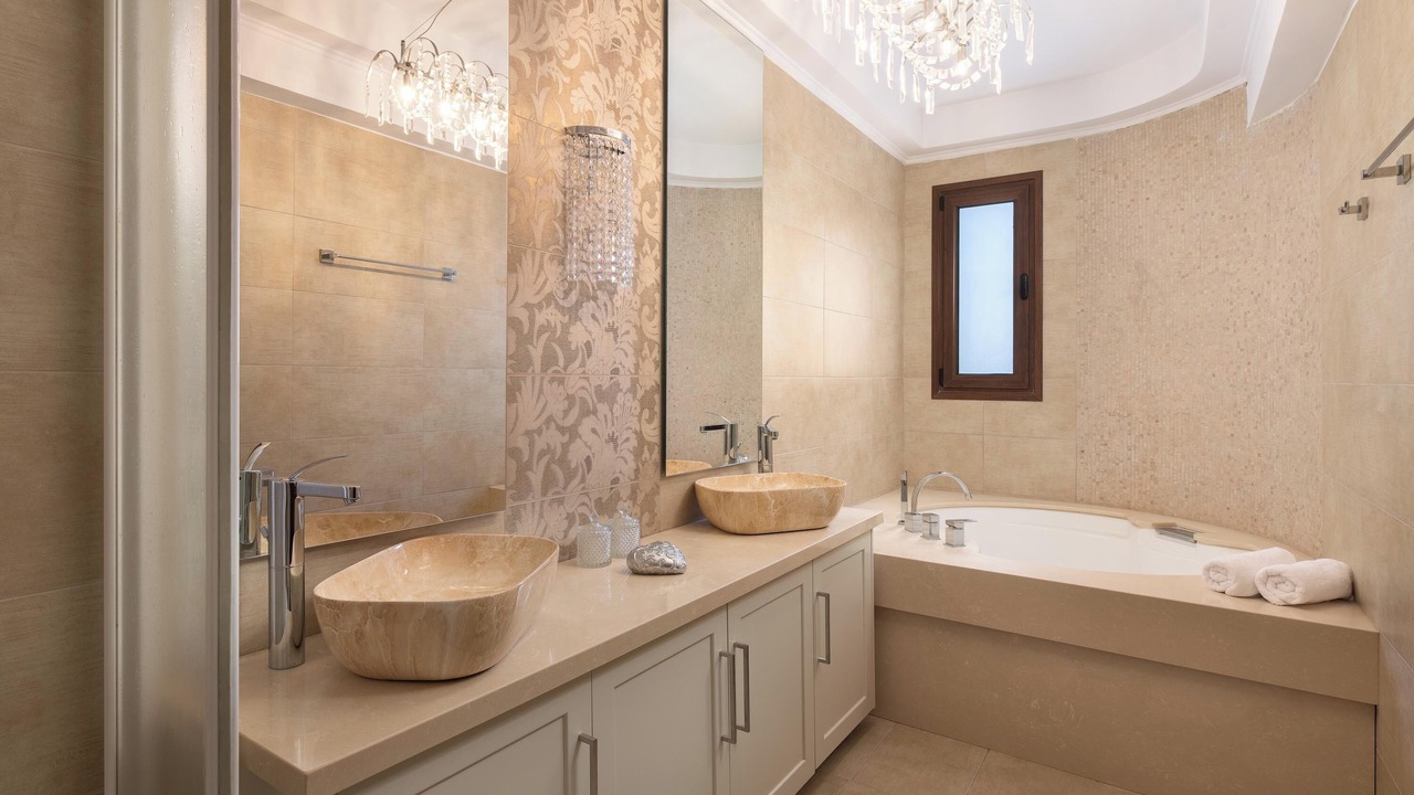 Photo of Bathroom in Rhodes Town