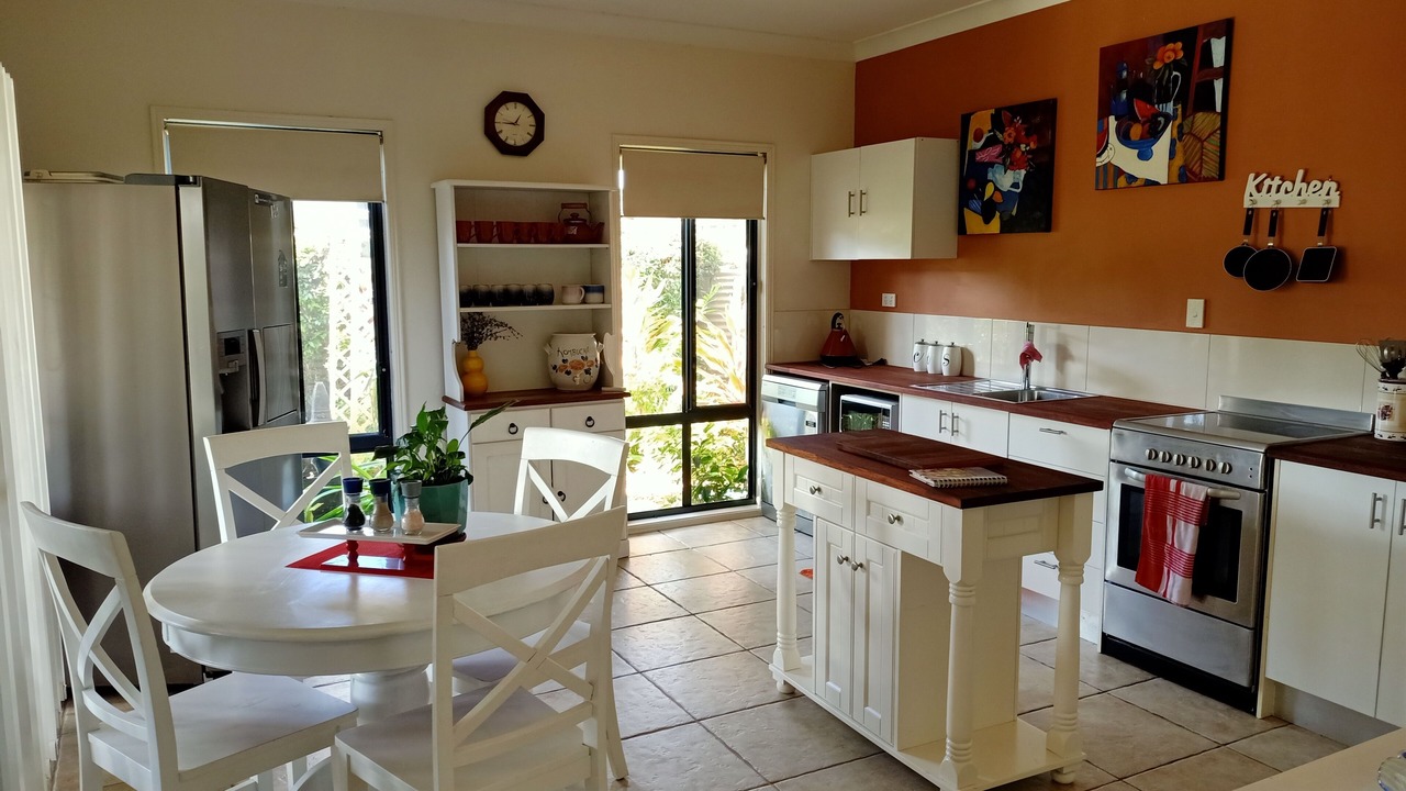 Photo of Kitchen in Oxenford