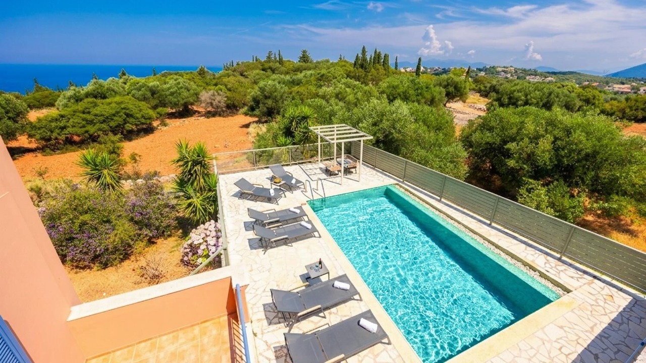 Photo of Outdoor in Mesovounia