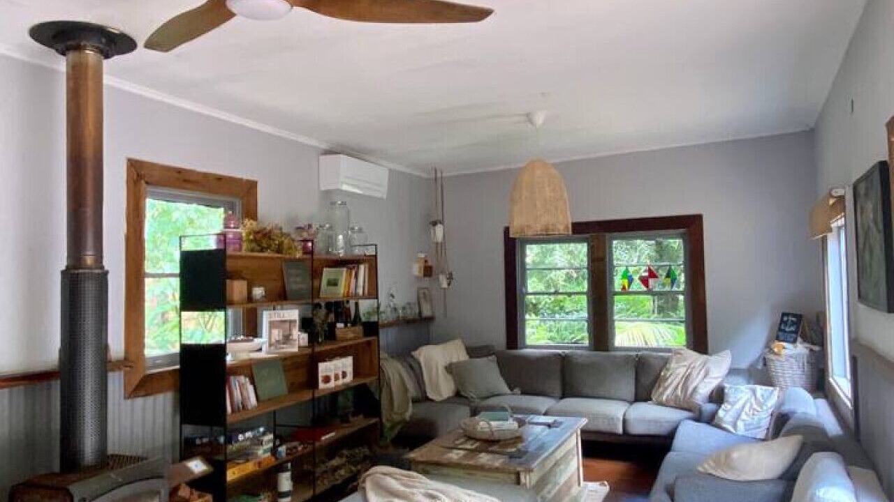 Photo of Livingroom in Montville