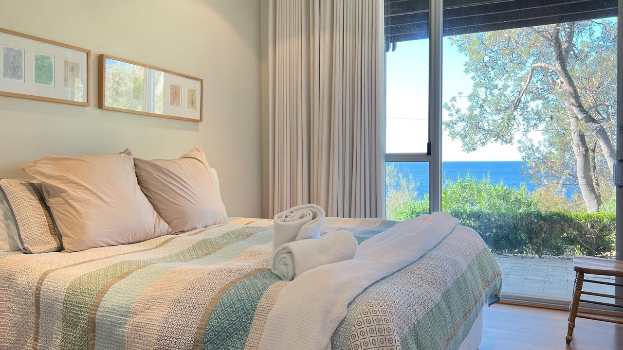 Photo of Bedroom in Mollymook Beach