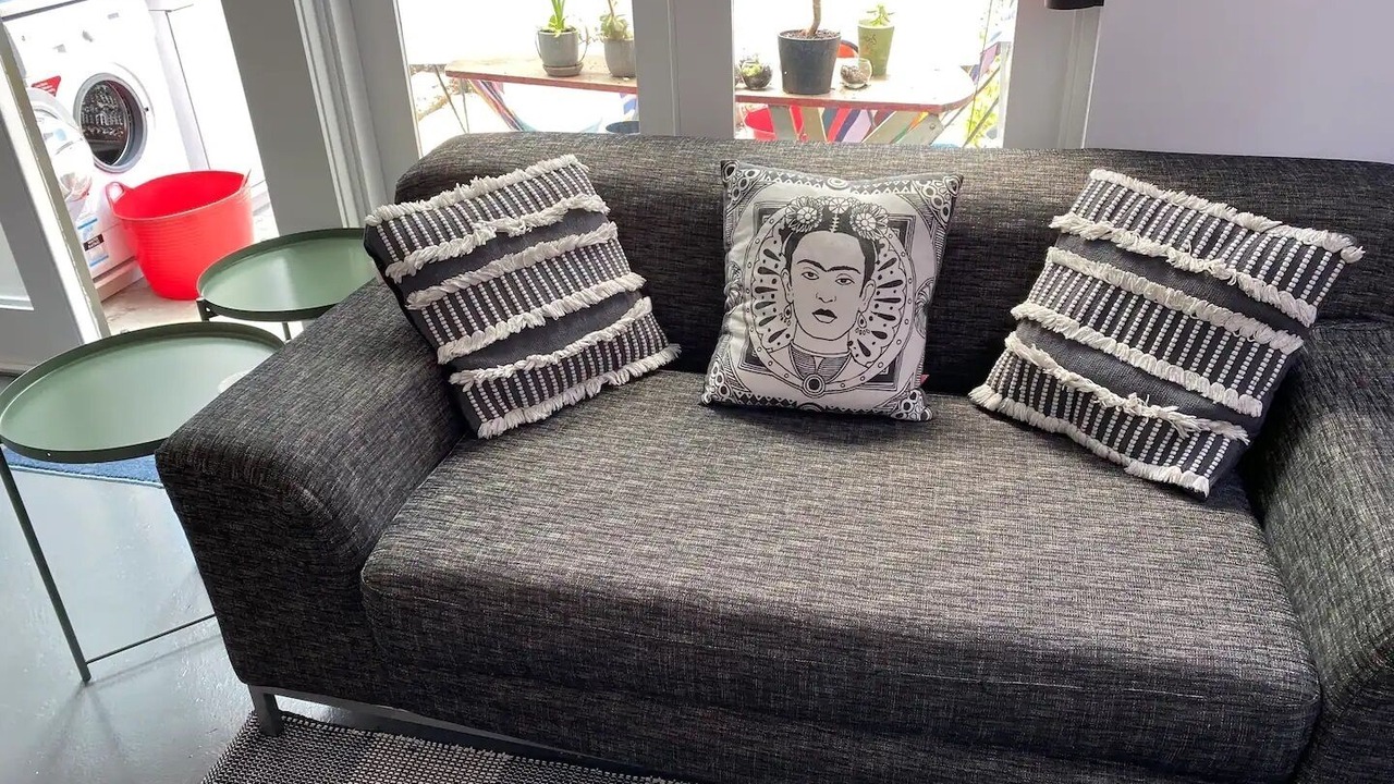 Photo of Livingroom in Hobart Central Business District