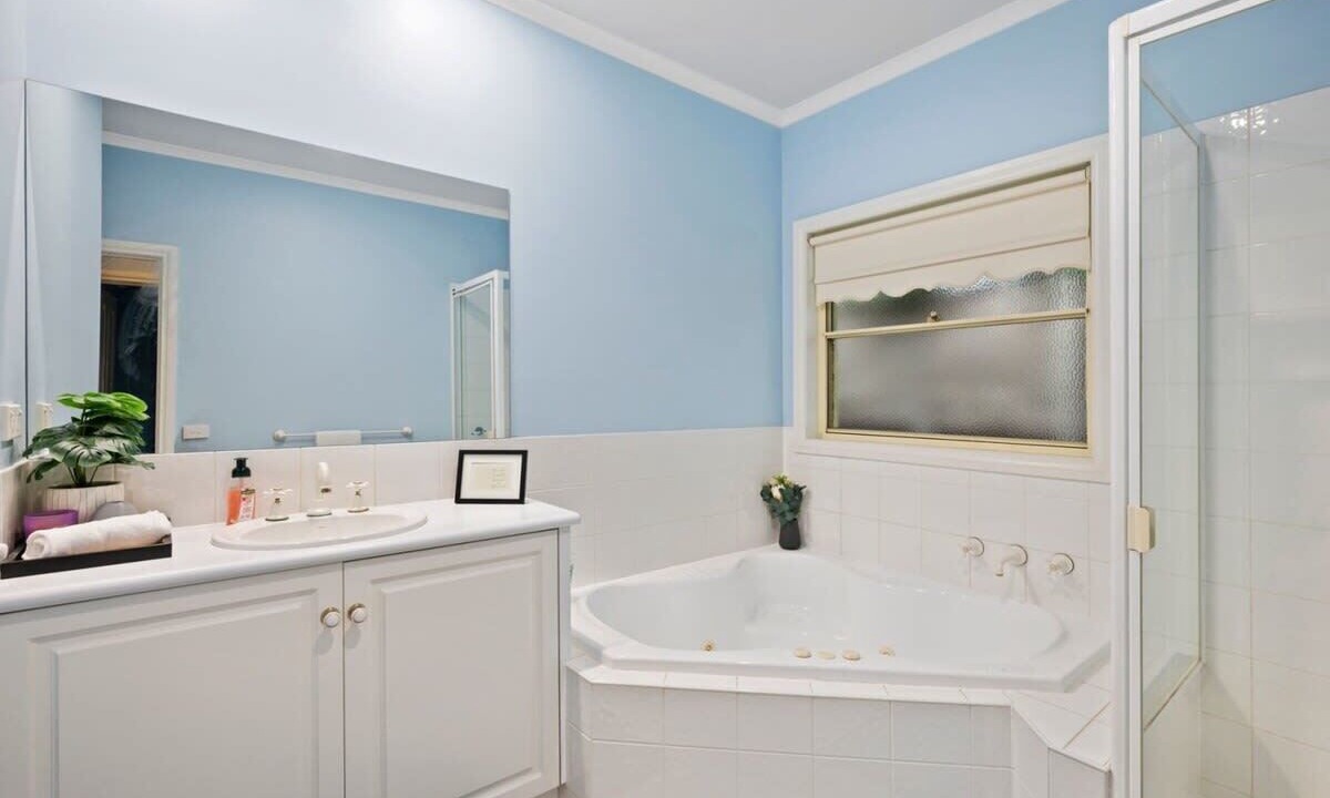 Photo of Bathroom in Torquay