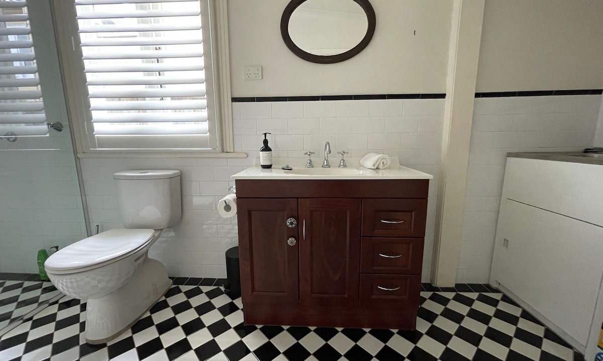 Photo of Bathroom in Katoomba