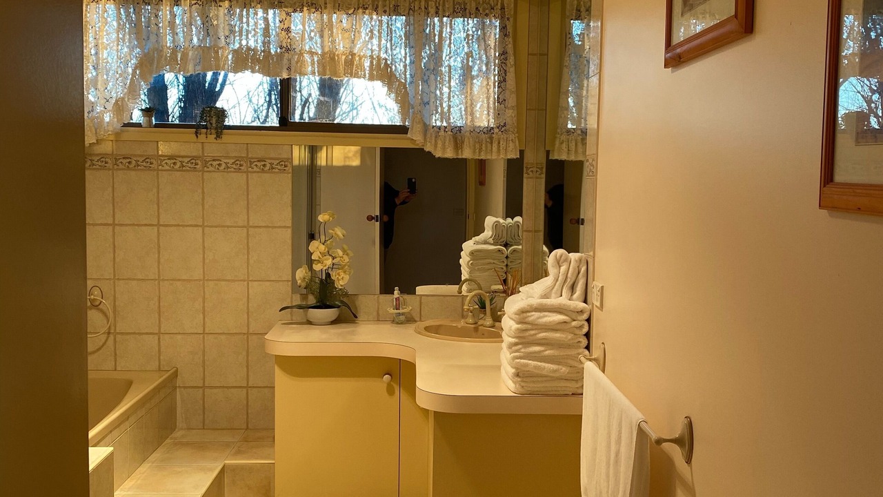 Photo of Bathroom in Swan Hill