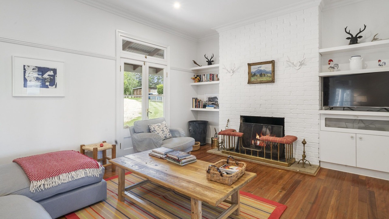 Photo of Livingroom in Tolmie