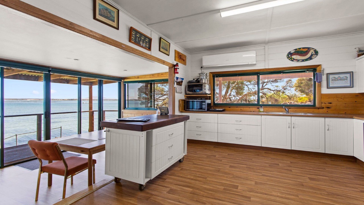 Photo of Kitchen in Lake Wangary