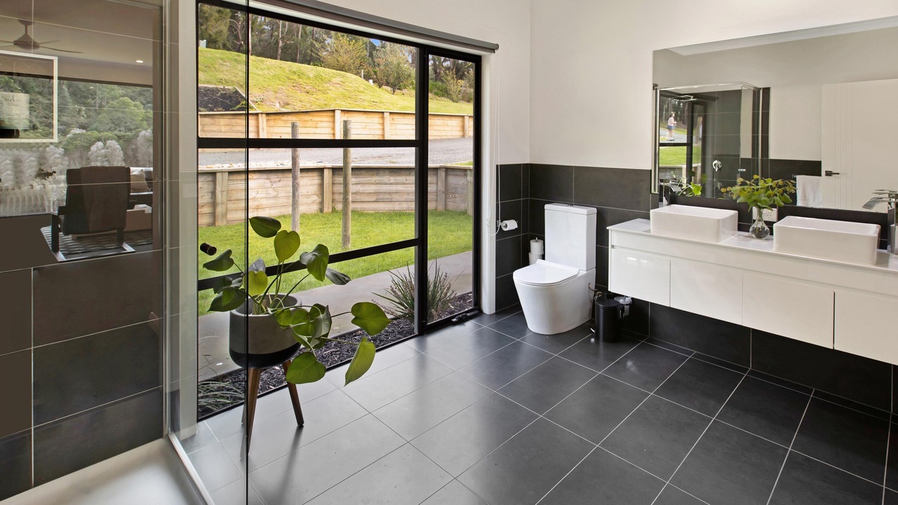 Photo of Bathroom in Toorloo Arm