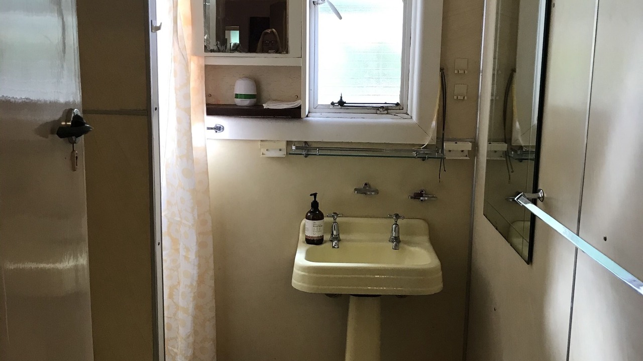 Photo of Bathroom in Broken Hill