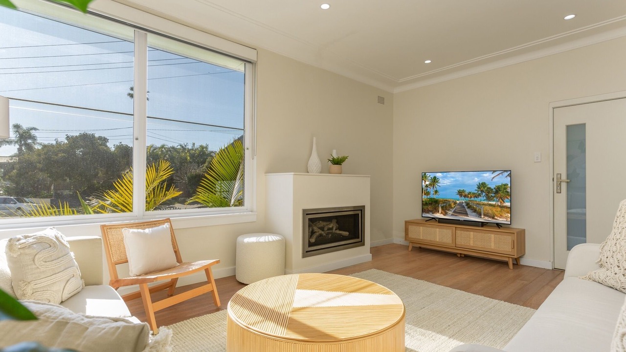 Photo of Livingroom in Dee Why